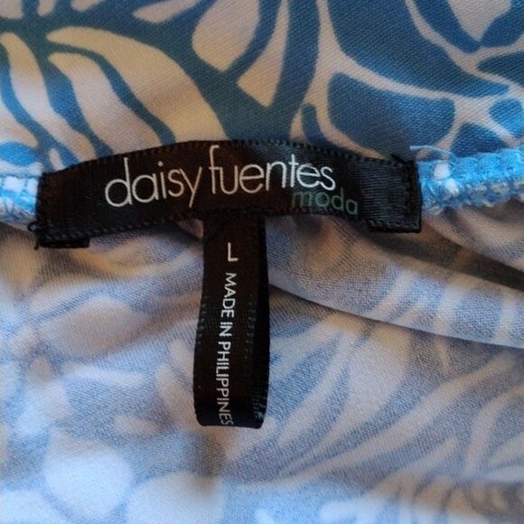 Daisy Fuentes Wrap Front Dress - Picture 8 of 12